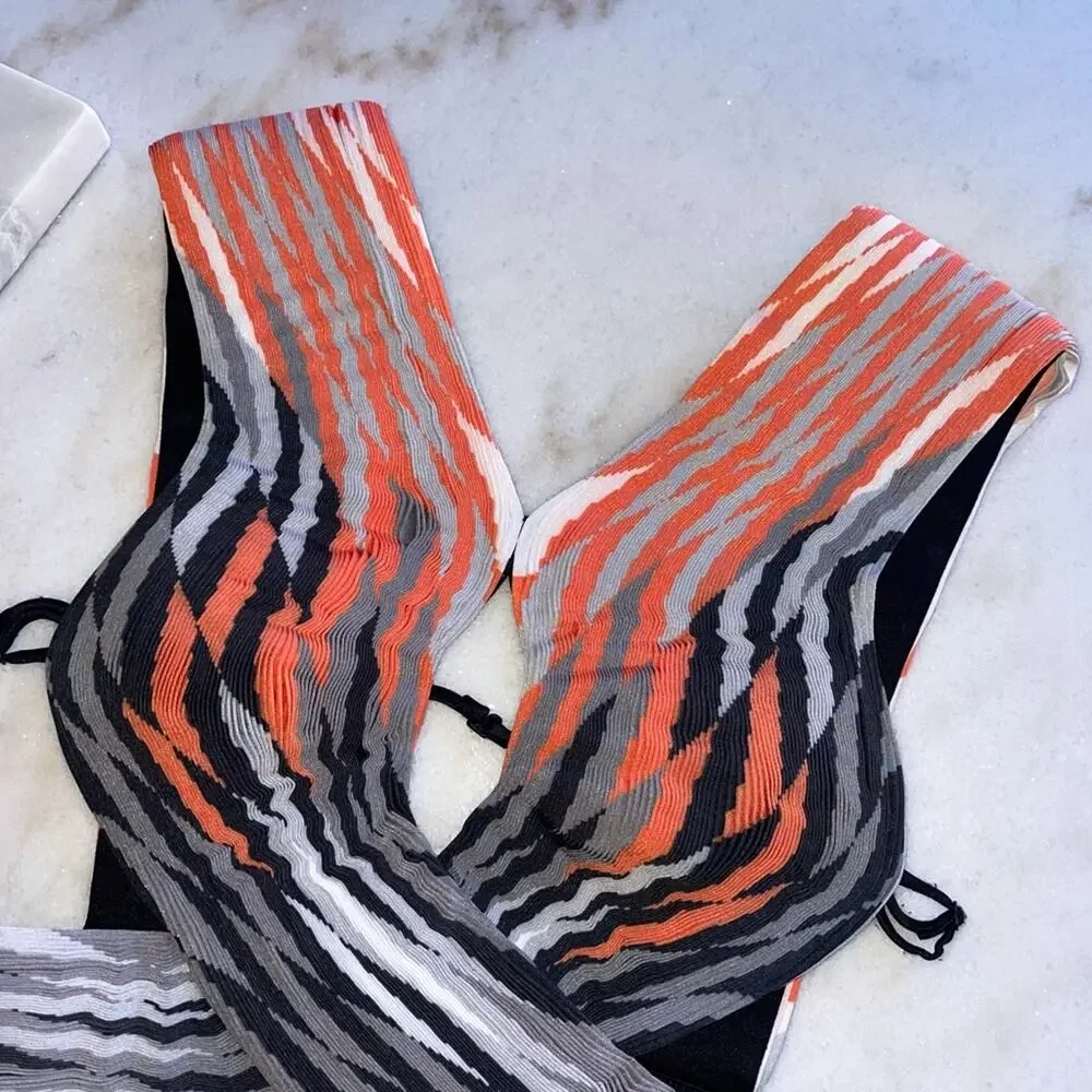 Alexander Wang Accordion Pleated Criss Cross Top in Pavement Woven - Picture 11 of 16